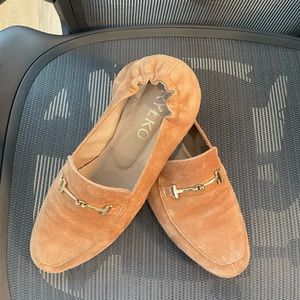 Suede Loafers in Rust Beige